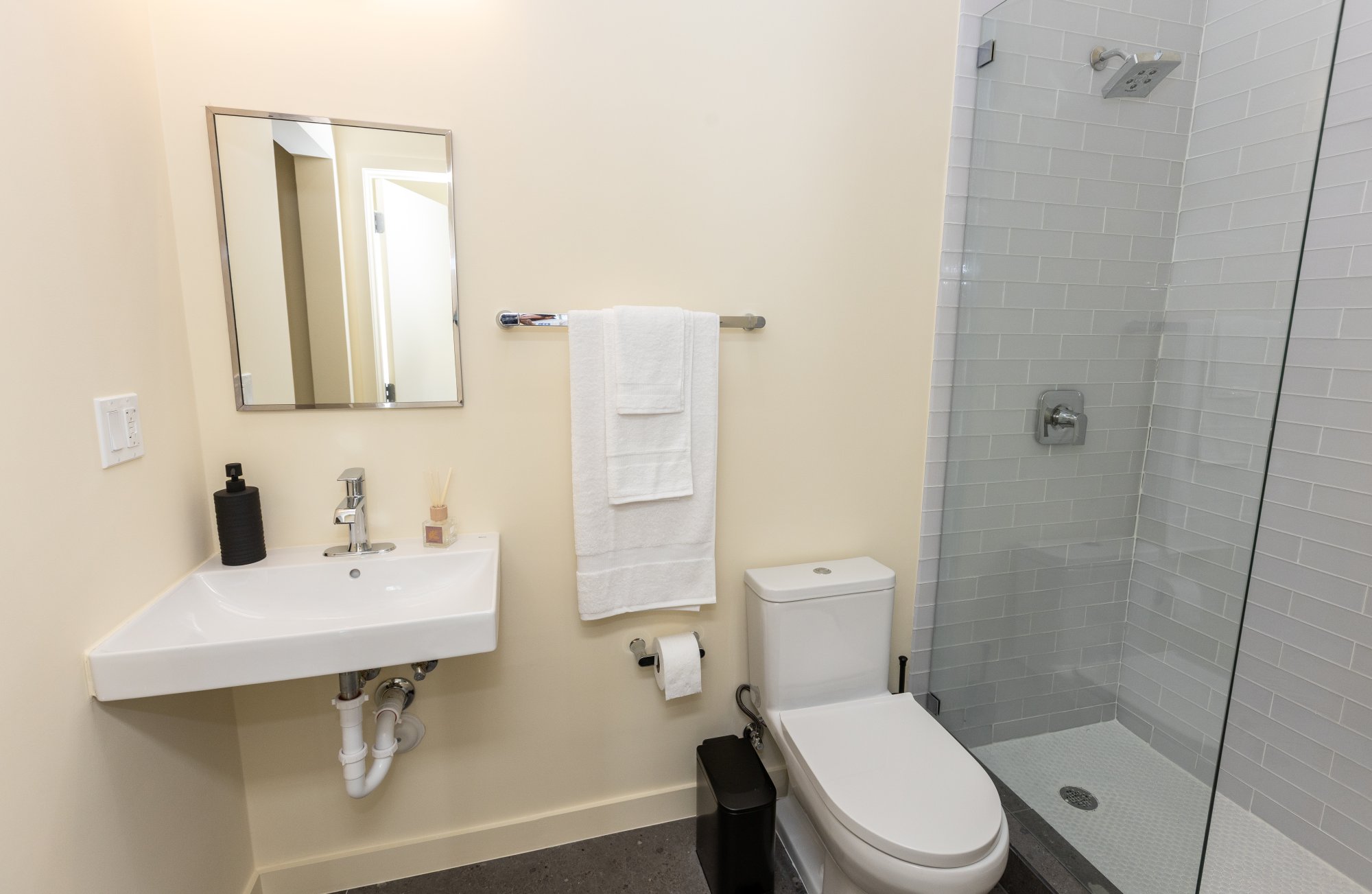 El Jardin Inn 10